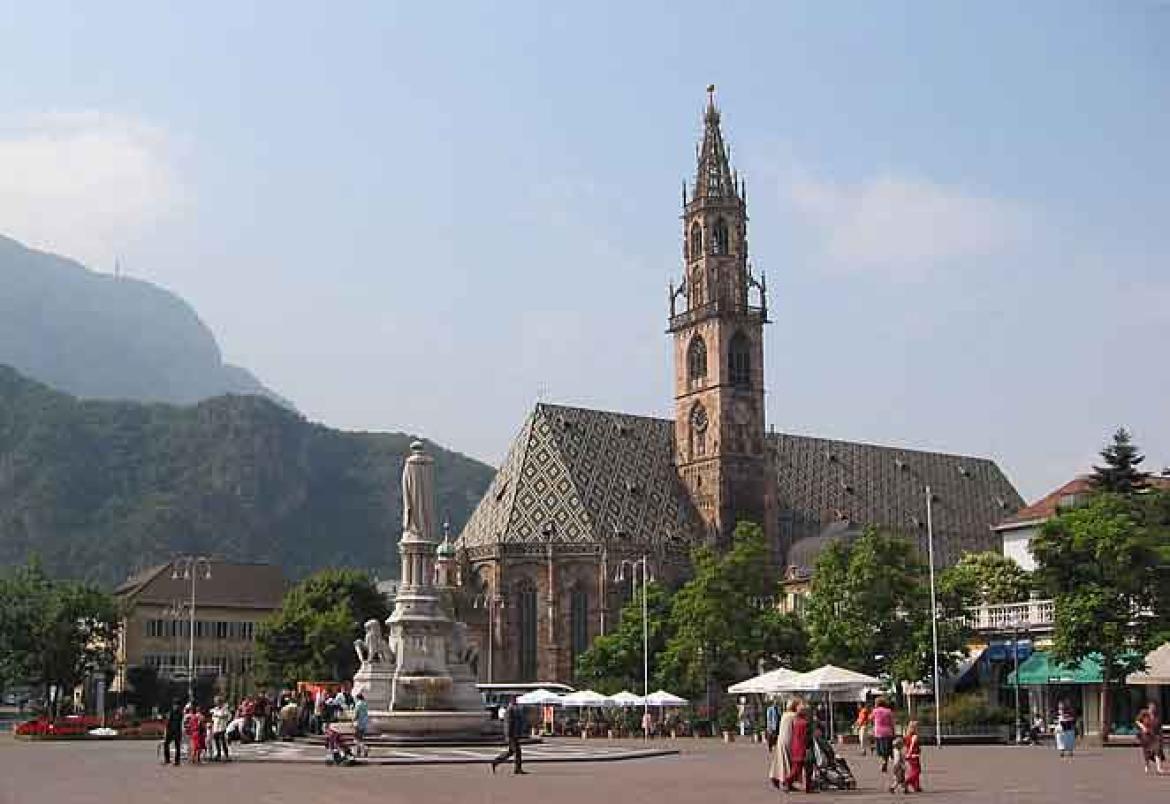 Bolzano : Piccola capitale europea